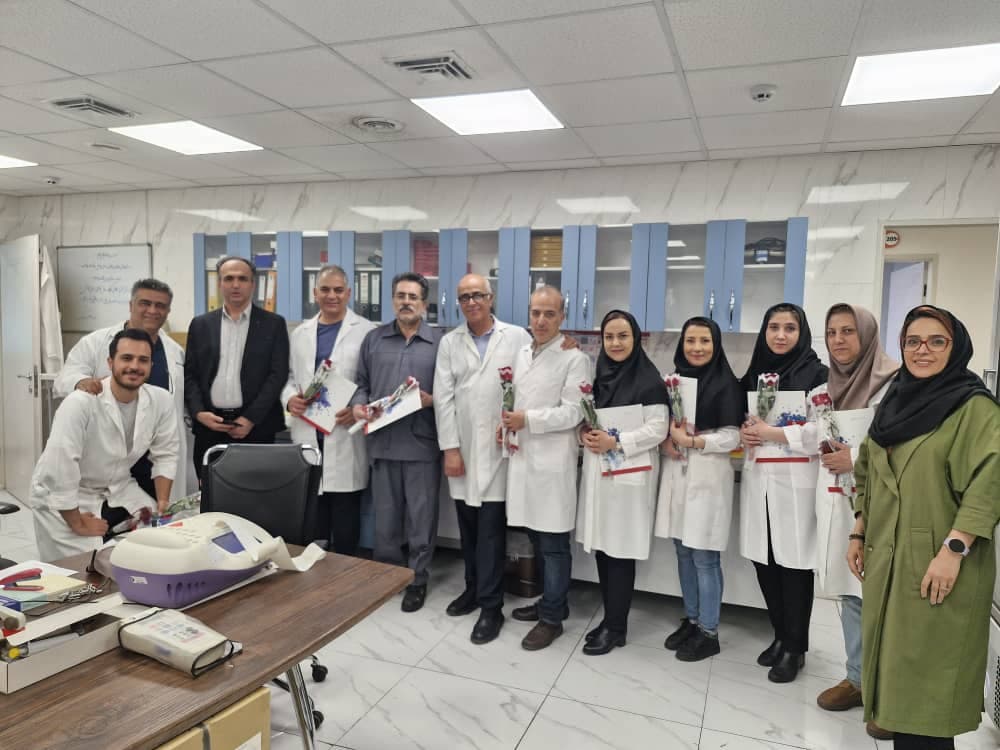 بزرگداشت روز آزمایشگاه