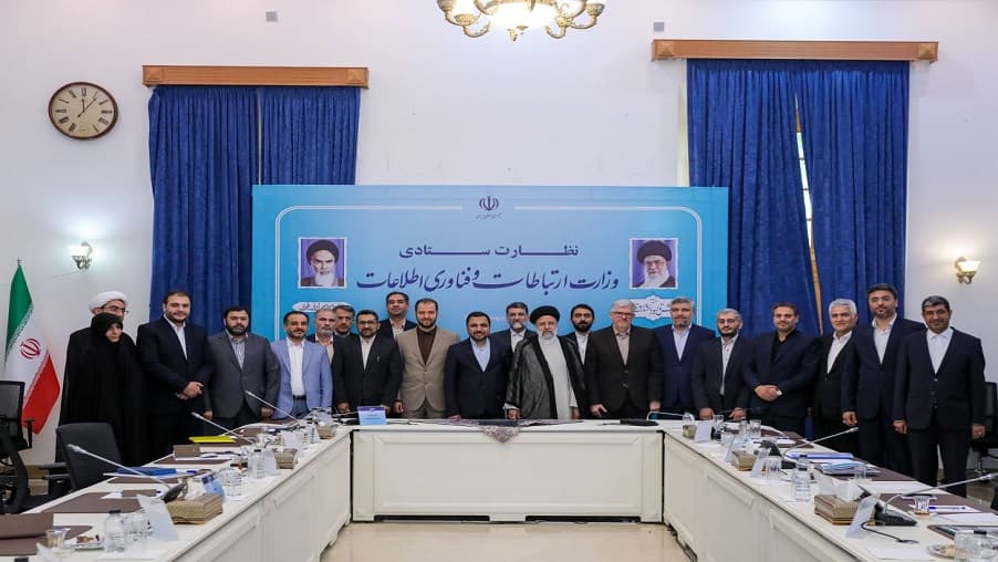 شش پروژه مهم ارتباطی کشور با حضور رییس جمهوری افتتاح شد/ امضای 11 قرارداد خرید تجهیزات شبکه از شرکت های دانش بنیان داخلی
