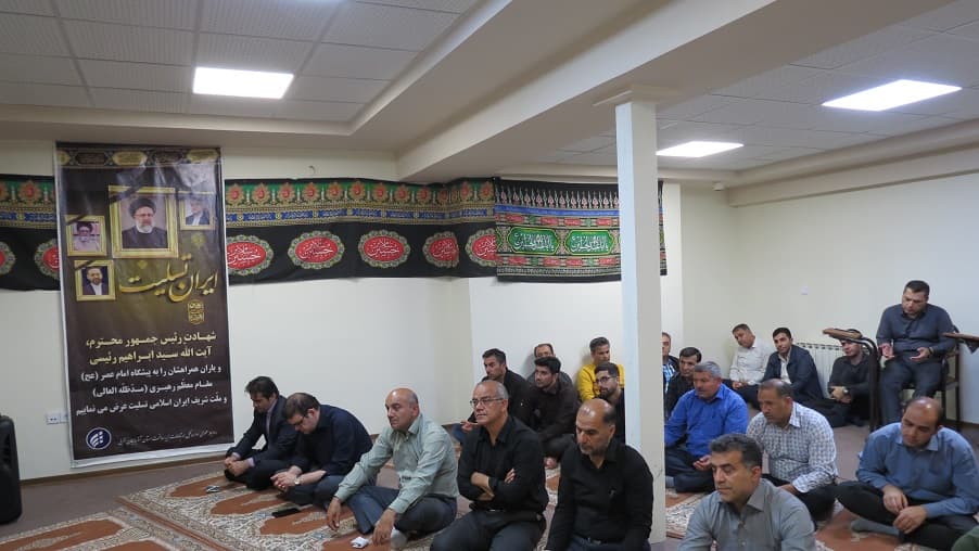 مراسم بزرگداشت شهادت رئیس جمهور و هیات همراه در مدیریت ارتباطات زیرساخت استان آذربایجان غربی