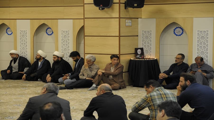 مراسم بزرگداشت شهدای خدمت در شرکت ارتباطات زیرساخت برگزار شد
