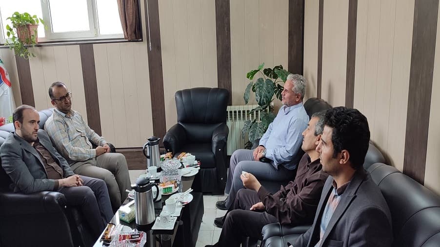 مدیر ارتباطات زیرساخت استان قم با مدیرکل ارتباطات و فناوری اطلاعات استان دیدار کرد