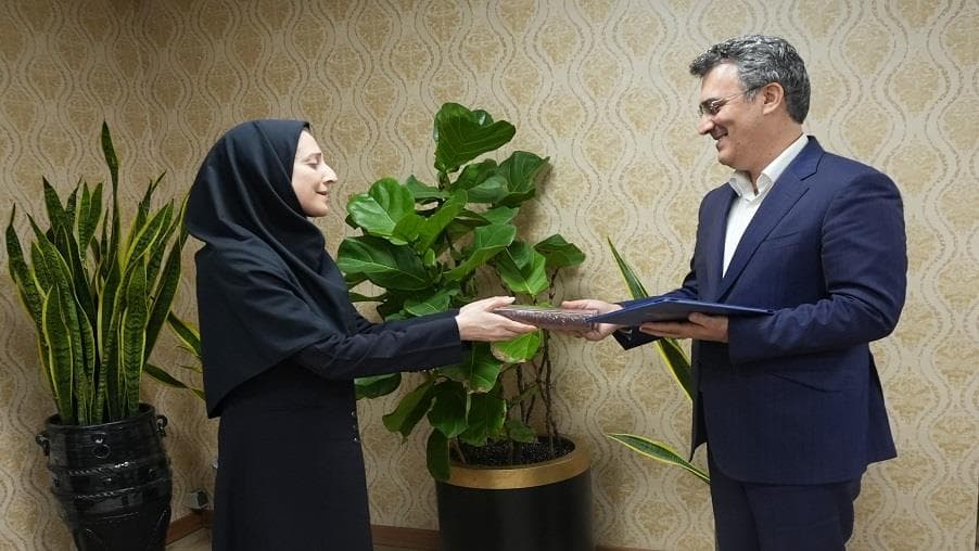 دستیار بانوان شرکت ارتباطات زیر ساخت تعیین شد دستیار بانوان شرکت ارتباطات زیر ساخت تعیین شد