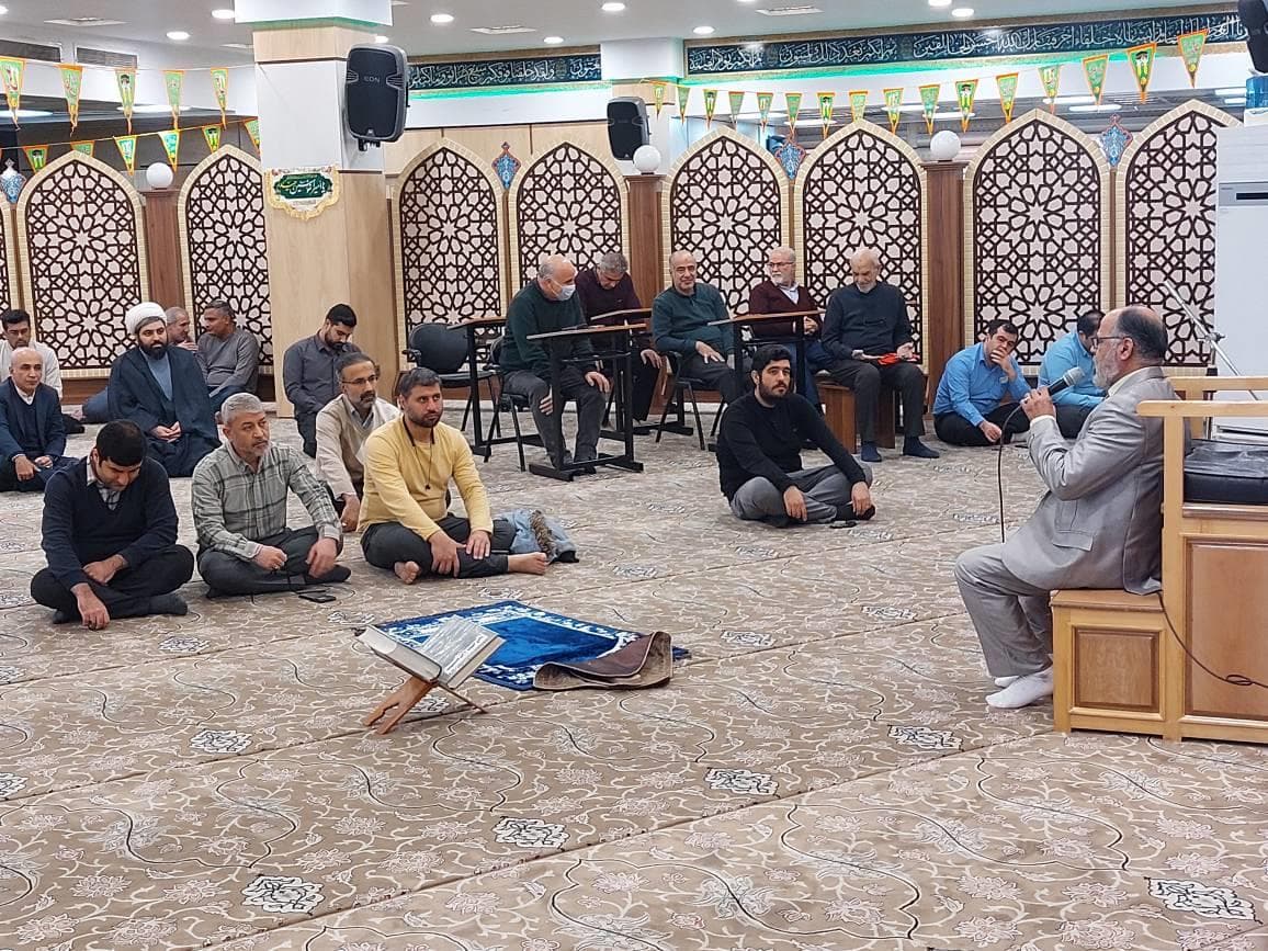 جشن ولادت حضرت علی (ع) و تجلیل از مقام پدر و روز مرد در شرکت ارتباطات زیرساخت برگزار شد
