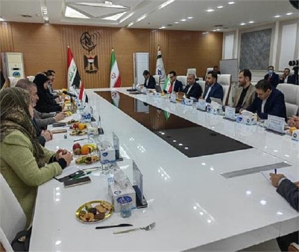 Iran Calls for strengthening cooperation with Iraq
