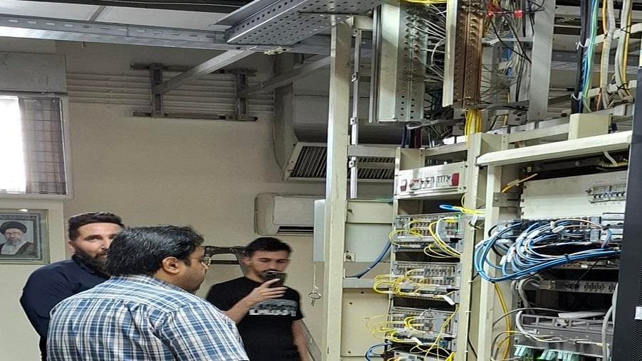 بازدید مدیریت ارتباطات زیرساخت استان هرمزگان از زیرساخت های ارتباطاتی جزیره کیش