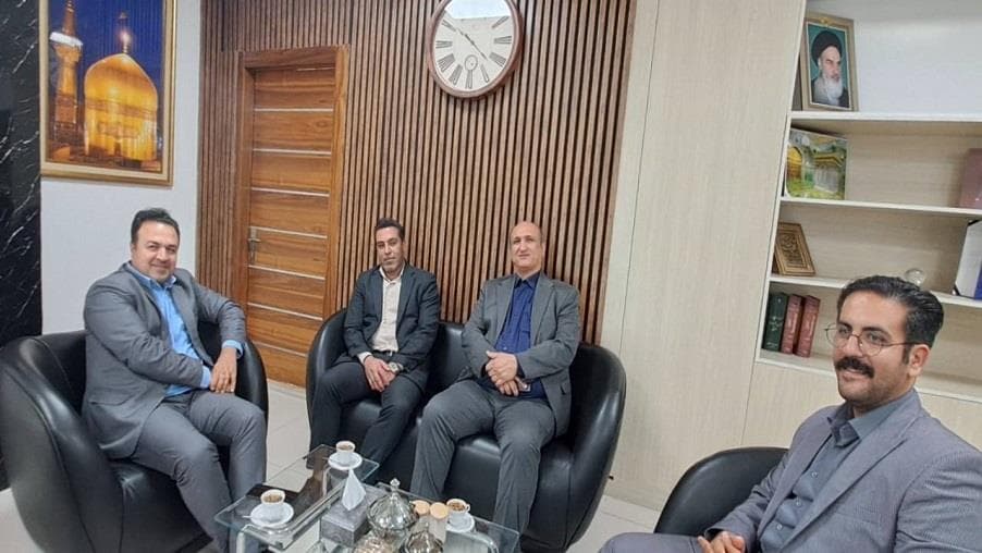 دیدار مدیریت ارتباطات زیرساخت خراسان رضوی با مسئولین اداره امور ایثارگران زیرساخت