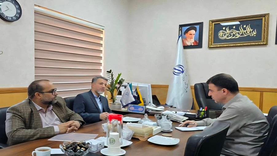 دیدار مدیریت ارتباطات زیرساخت استان سمنان با معاون هماهنگی امور اقتصادی استانداری سمنان