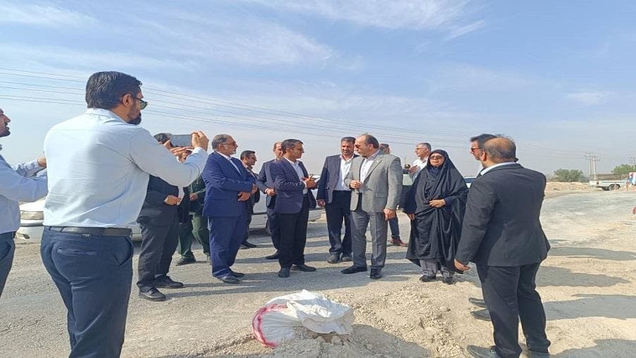عضو هیأتمدیره شرکت ارتباطات زیرساخت از پروژههای زیرساختی شهرستان دشتی بازدید کرد عضو هیأتمدیره شرکت ارتباطات زیرساخت از پروژههای زیرساختی شهرستان دشتی بازدید کرد