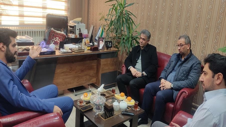 دیدار مدیر ارتباطات زیرساخت آذربایجان شرقی با مدیرعامل شرکت داروسازی زهراوی تبریز