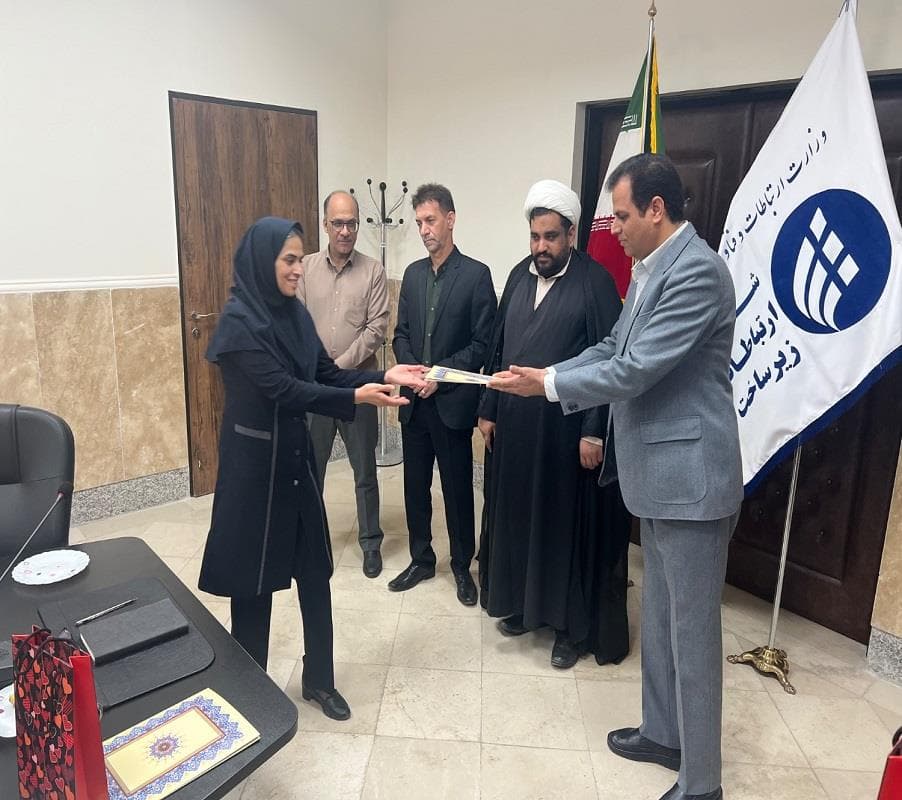 مدیر ارتباطات زیرساخت سیستان و بلوچستان با بانوان این مدیریت دیدار کرد مدیر ارتباطات زیرساخت سیستان و بلوچستان با بانوان این مدیریت دیدار کرد