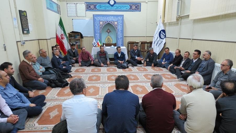 سرپرست مدیریت ارتباطات زیرساخت اردبیل با کارکنان دیدار کرد