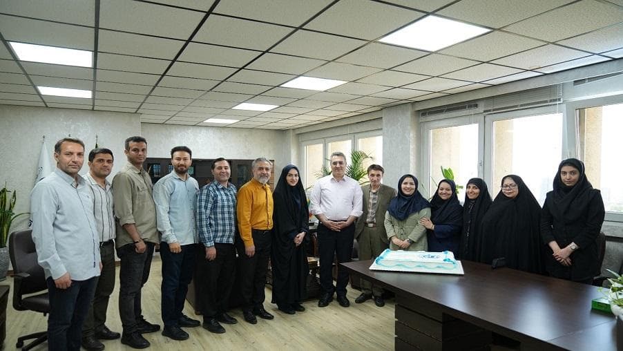 مدیرعامل شرکت ارتباطات زیرساخت با کارکنان روابط عمومی دیدار کرد