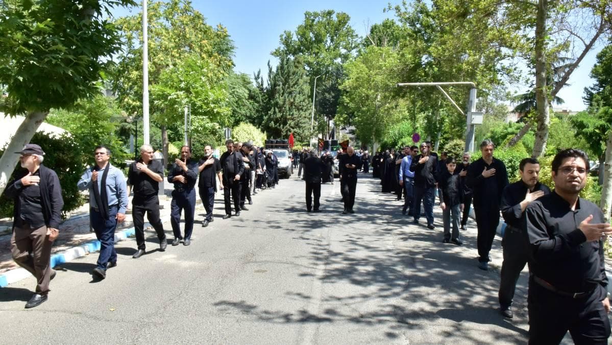 اجتماع عظیم عاشورائیان خانواده بزرگ ارتباطات و فناوری اطلاعات برگزار شد اجتماع عظیم عاشورائیان خانواده بزرگ ارتباطات و فناوری اطلاعات برگزار شد