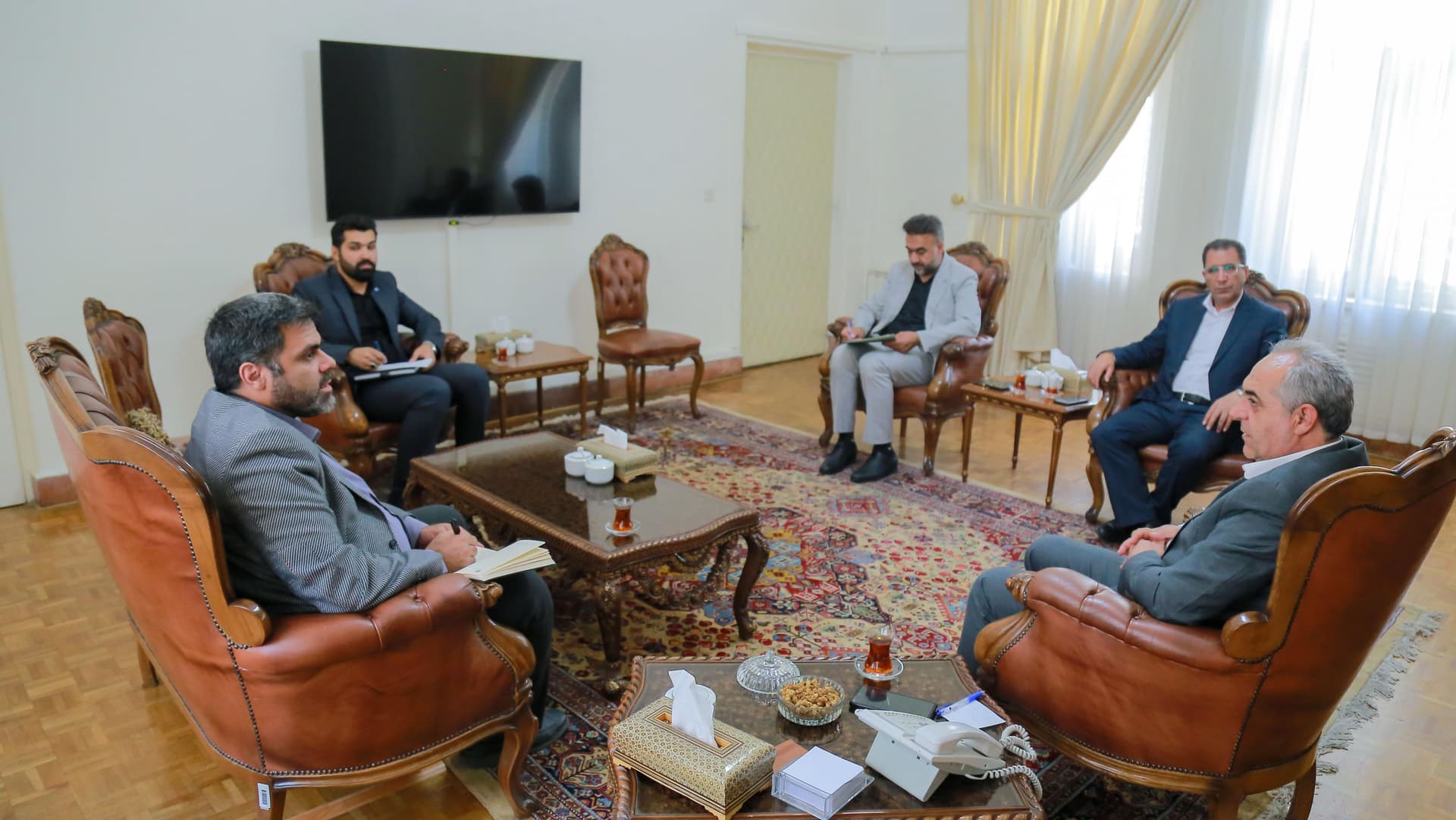 بررسی ایجاد مرکز هوش مصنوعی در آذربایجان شرقی با مشارکت شرکت ارتباطات زیرساخت