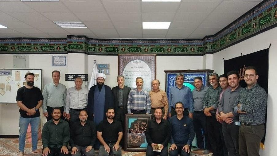 تجلیل از جانباز شیمیایی ارتباطات زیرساخت سمنان در مراسم گرامیداشت مبارزه با سلاح‌های میکروبی