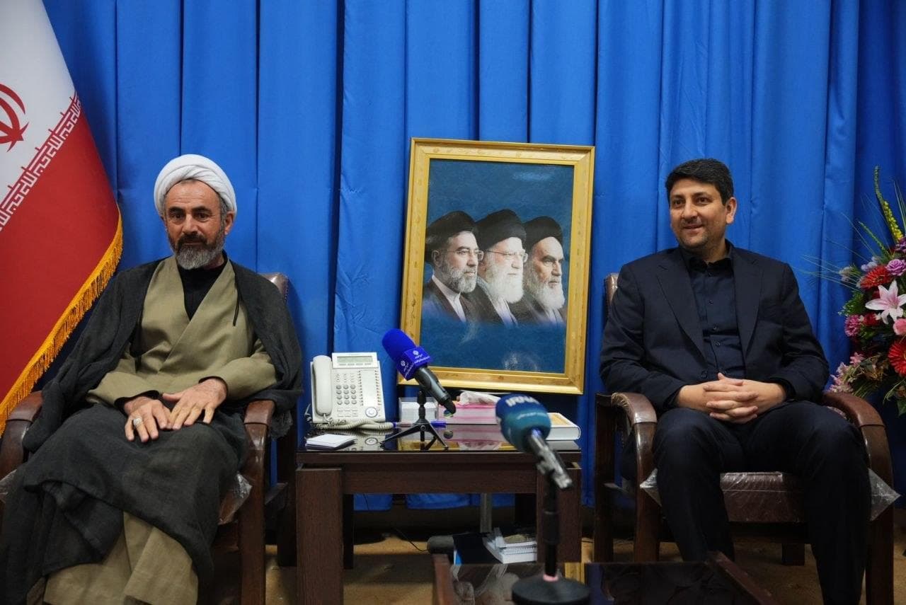 زیرساختهای ارتباطی در حملات دشمن هم پایدار ماند و هم توسعه یافت / ایلام با ۷۸ پروژه ارتباطی تقویت شد زیرساختهای ارتباطی در حملات دشمن هم پایدار ماند و هم توسعه یافت / ایلام با ۷۸ پروژه ارتباطی تقویت شد