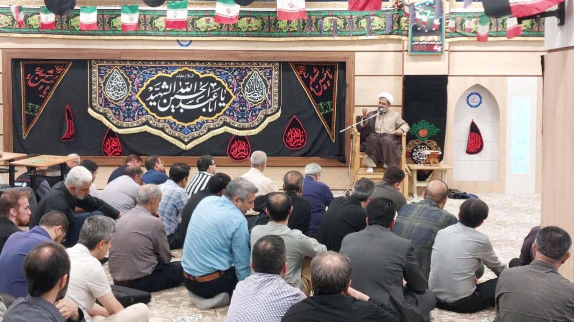 آیین سوگواری دهه آخر صفر در شرکت ارتباطات زیرساخت برگزار شد