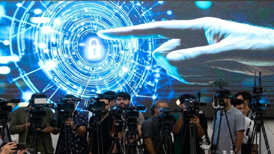 زنجان پایدارترین ارتباطات اینترنتی را در کشور دارد زنجان پایدارترین ارتباطات اینترنتی را در کشور دارد