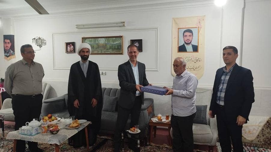 تجلیل مدیریت ارتباطات زیرساخت استان گلستان از خانواده شهید مدافع حرم، مقداد مهقانی جعفرآبادی