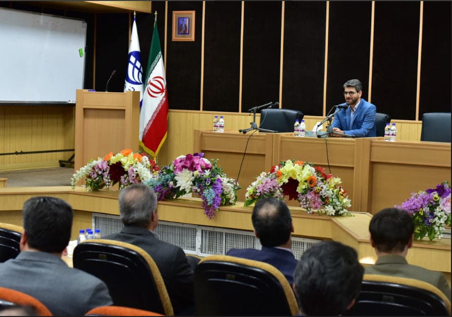 در نشست صمیمی جوانان شرکت با مدیرعامل مطرح شد؛ جوانان شاغل در شرکت برای پیشبرد اهداف تجاری و فنی کمک کنند در نشست صمیمی جوانان شرکت با مدیرعامل مطرح شد؛ جوانان شاغل در شرکت برای پیشبرد اهداف تجاری و فنی کمک کنند