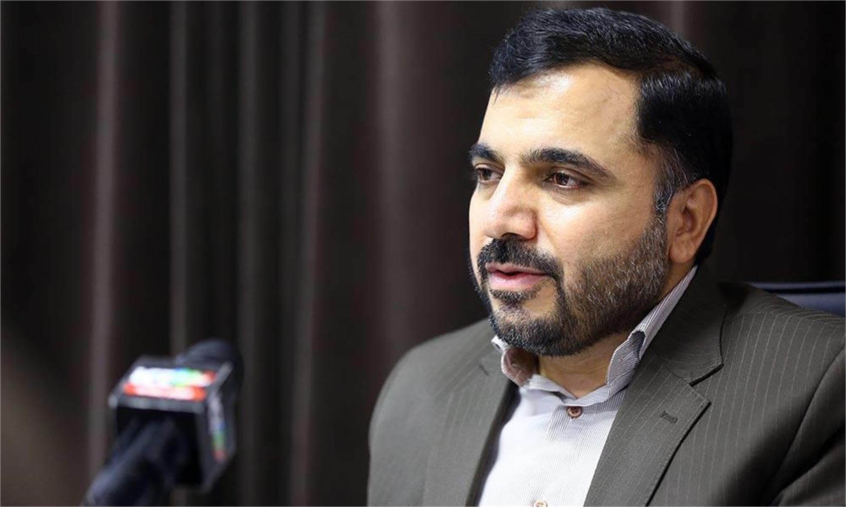 فضایی یکی از عرصههای اقتدار آفرین و امیدآفرین در میان مردم است. فضایی یکی از عرصههای اقتدار آفرین و امیدآفرین در میان مردم است.