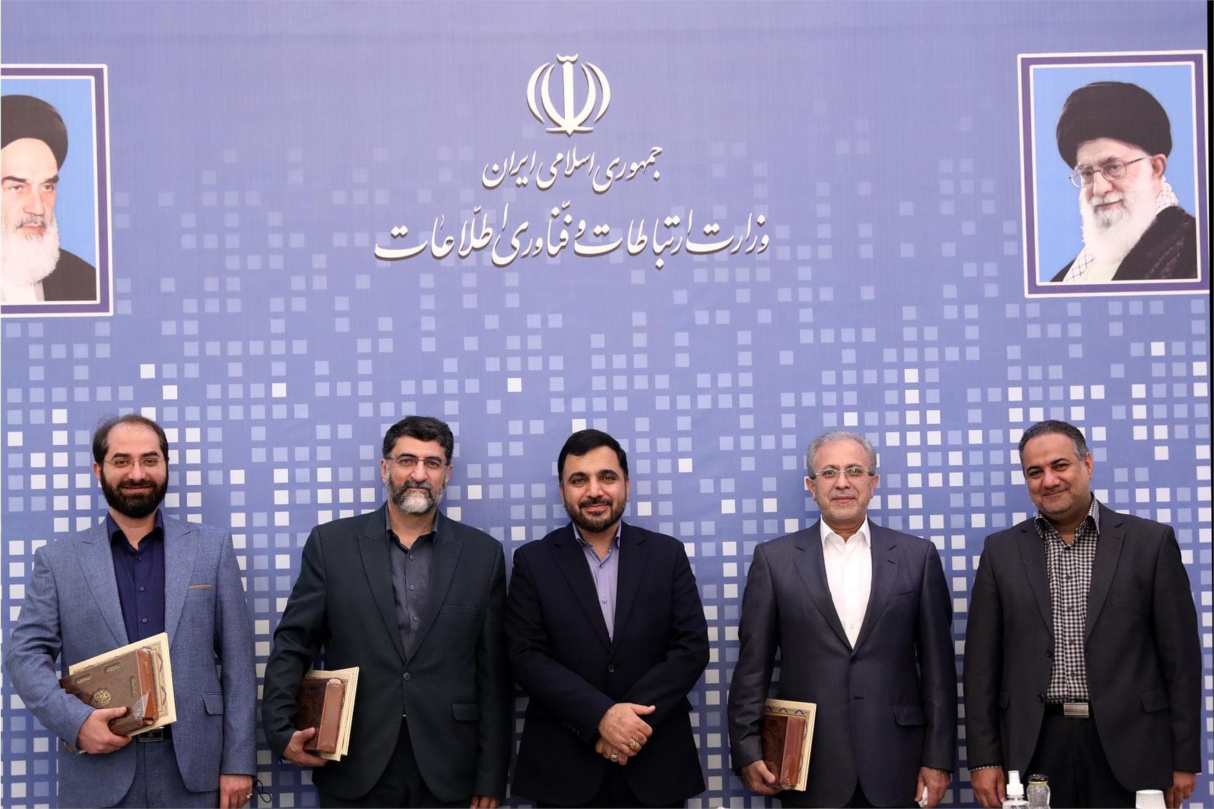معاونت برنامهریزی و نظارت راهبردی مغز متفکر بخش ICT است معاونت برنامهریزی و نظارت راهبردی مغز متفکر بخش ICT است