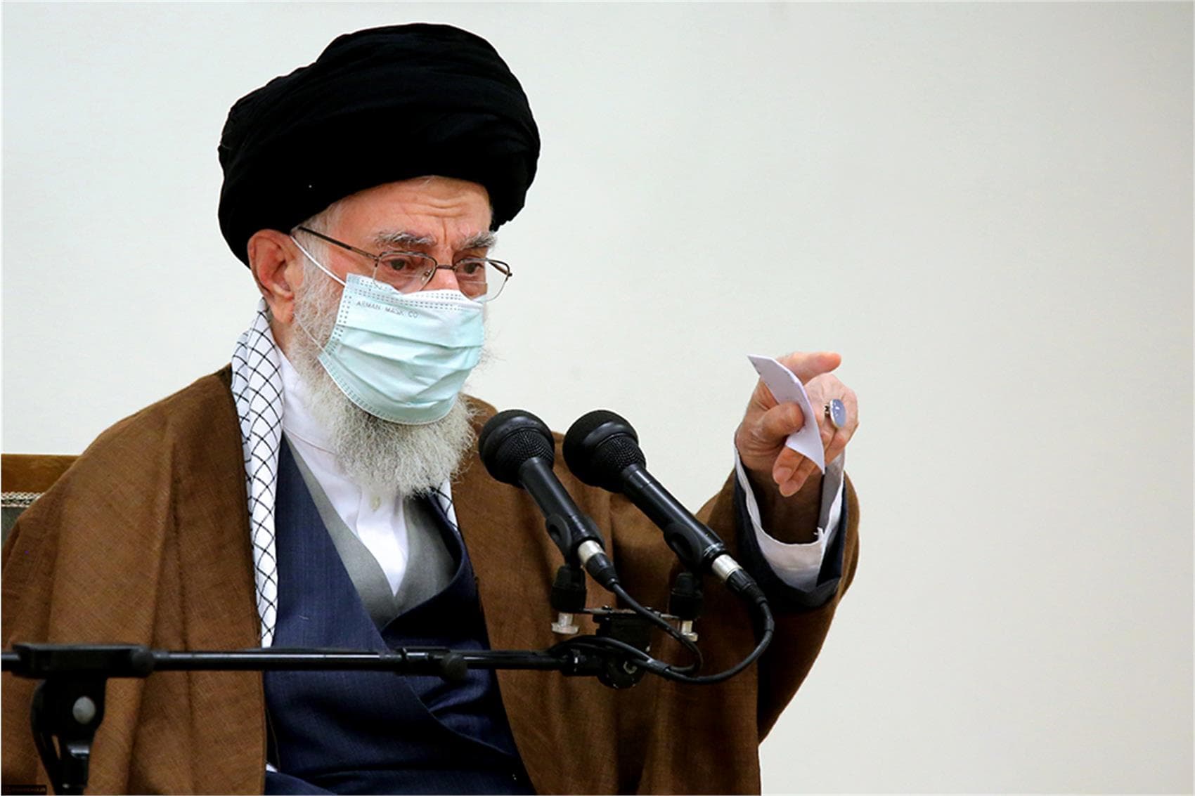 فضای مجازی زیر کلید مستکبران است / مسئولین فضای مجازی هوشیار باشند فضای مجازی زیر کلید مستکبران است / مسئولین فضای مجازی هوشیار باشند