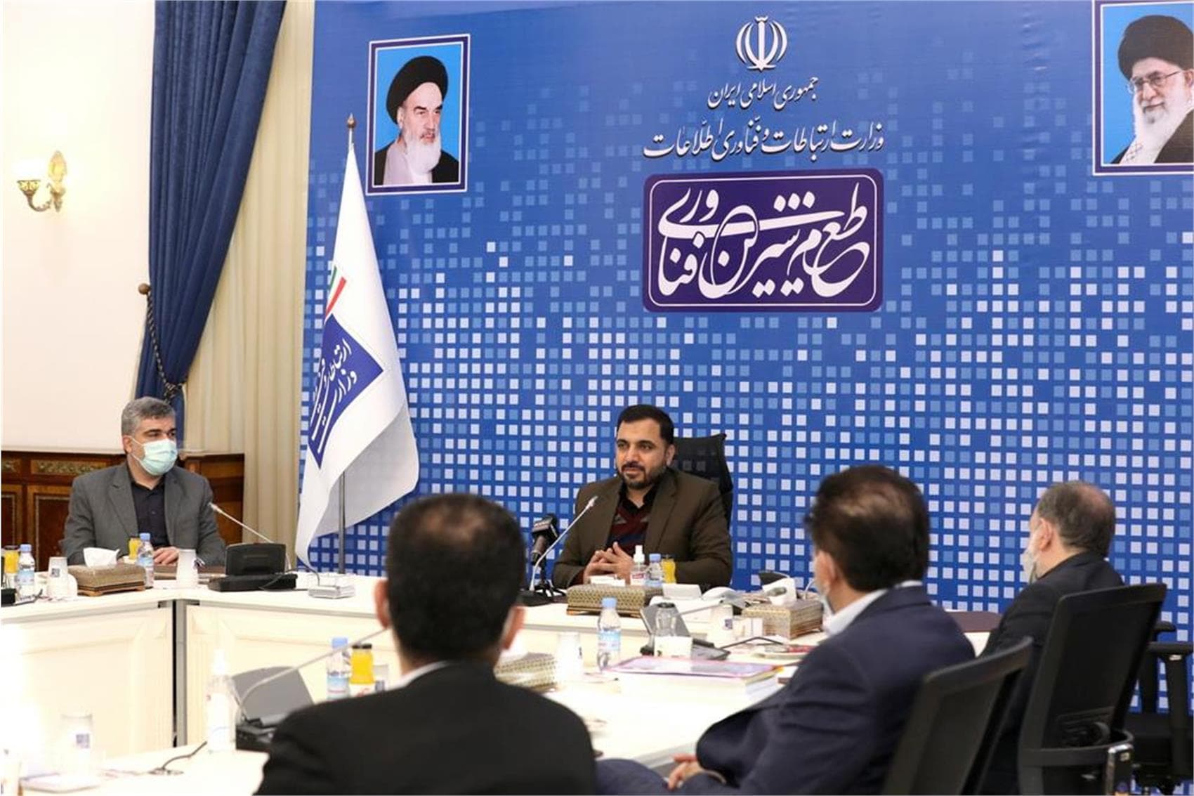 دعوت از بخش خصوصی برای تحقق اقتصاد دیجیتال در کشور / دولت سیزدهم نگاه فرصت محور به فناوری اطلاعات دارد دعوت از بخش خصوصی برای تحقق اقتصاد دیجیتال در کشور / دولت سیزدهم نگاه فرصت محور به فناوری اطلاعات دارد