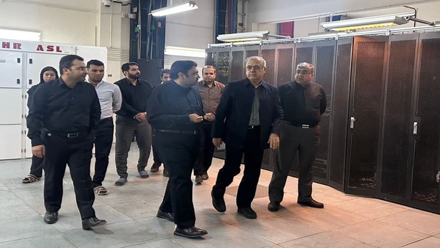 بازدید نماینده مجلس از زیرساخت استان هرمزگان بازدید نماینده مجلس از زیرساخت استان هرمزگان