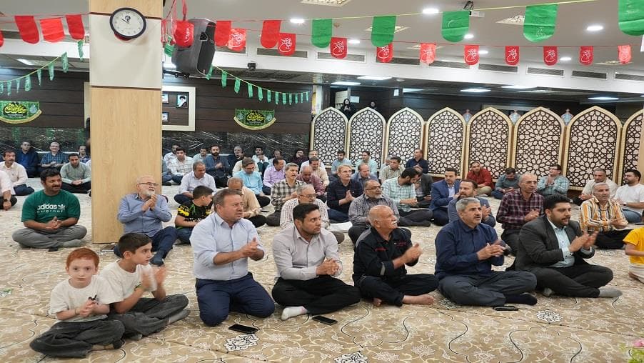 مراسم جشنی در شرکت ارتباطات زیرساخت برگزار شد مراسم جشنی در شرکت ارتباطات زیرساخت برگزار شد