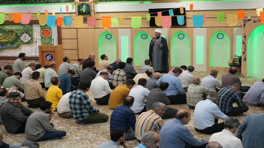 جشن ولادت پیامبر اکرم (ص) و امام جعفر صادق (ع) در شرکت ارتباطات زیرساخت برگزار شد جشن ولادت پیامبر اکرم (ص) و امام جعفر صادق (ع) در شرکت ارتباطات زیرساخت برگزار شد