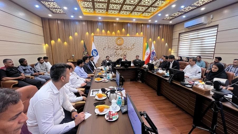 سفر معاون وزیر ارتباطات به استان هرمزگان/ حضور در افتتاح پروژه های ارتباطی سفر معاون وزیر ارتباطات به استان هرمزگان/ حضور در افتتاح پروژه های ارتباطی