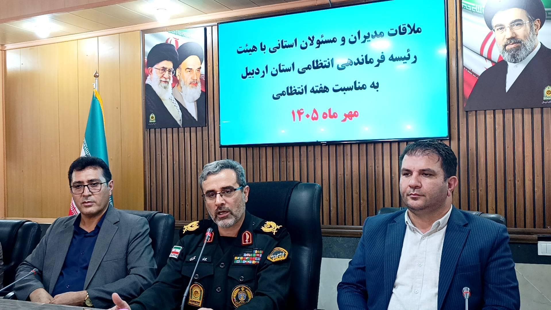 مدیران حوزه ICT استان اردبیل با فرمانده انتظامی استان دیدار کردند مدیران حوزه ICT استان اردبیل با فرمانده انتظامی استان دیدار کردند